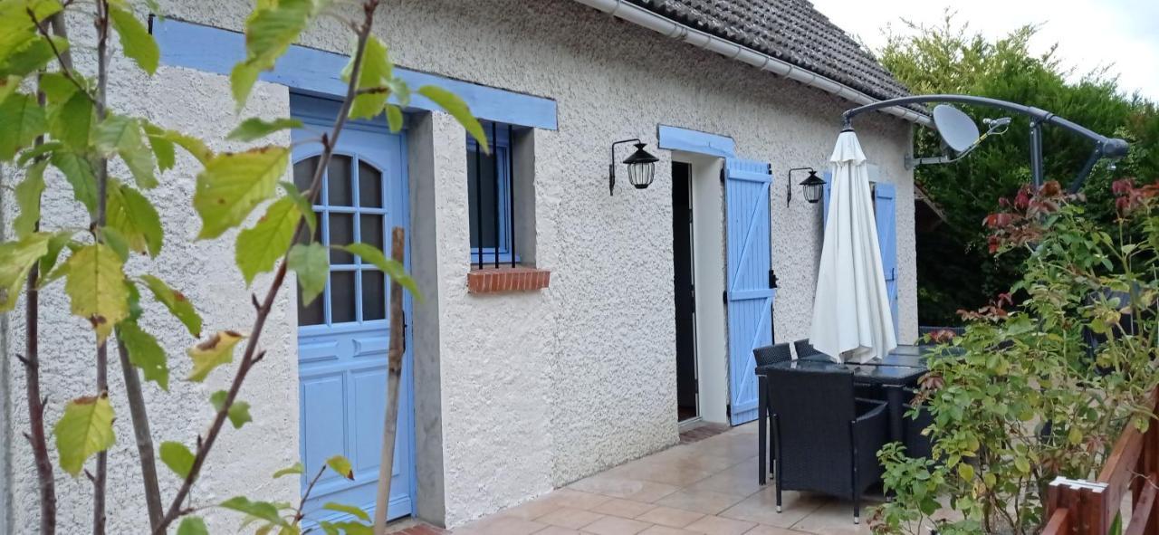 Hotel Chez Sophie Et Thibault Sceaux-du-Gatinais Esterno foto